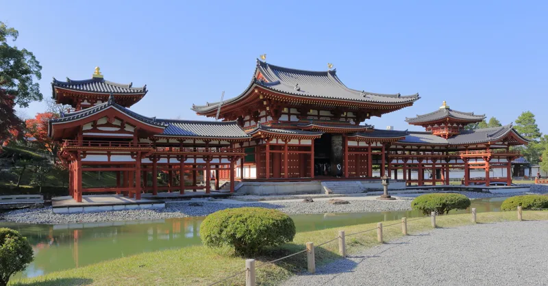 平等院鳳凰堂と池