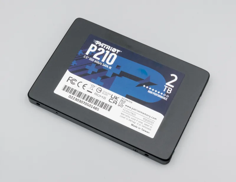 2.5 インチ SSD