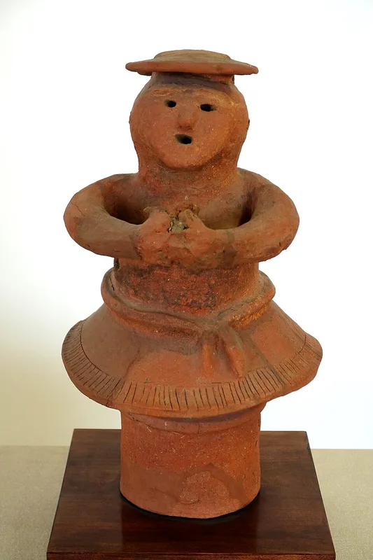 古墳時代の人物埴輪（素焼きの土製品）