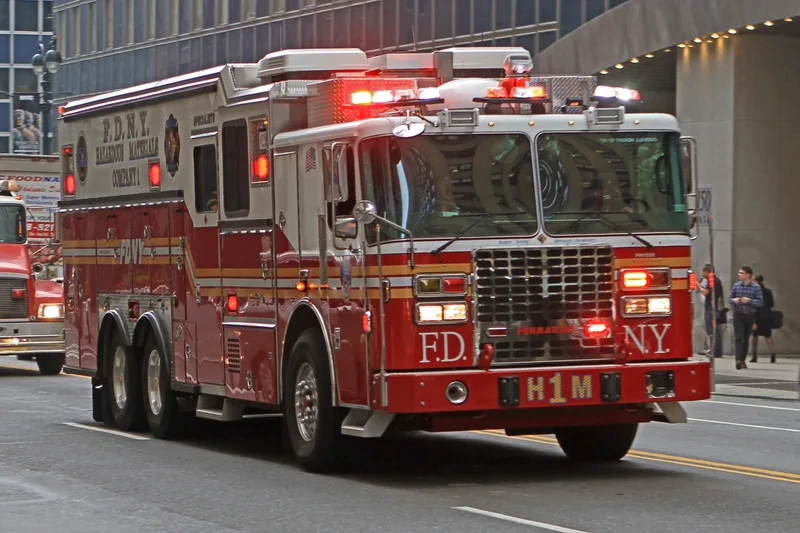 消防車 (アメリカ FDNY)